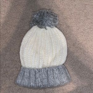 Wool Pom beanie